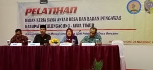 DUGAAN MARAKNYA JUAL BELI BUKU TEMATIK DI SEKOLAH DASAR  NEGERI