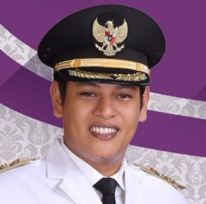Walikota Kediri Ditantang Mantan Kabag. Perekonomian