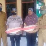 Pemdes Sukoanyar Salurkan Bantuan Non Tunai Warga Terpapar Corona