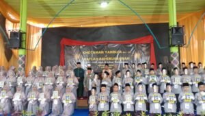 Pesantren Al Azhaar Tulungagung Mewisuda 7 Santri Hafal 30 Juz dan Mewisuda 76 Santri Katam Yambu’a