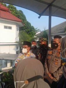 Pemakaman Jenasah Sampai Antri, Pemkot Malang Gelar Operasi Yustisi dan Penerapan Jam Malam