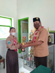 Siswi SMPN 6 Tulungagung  Berjaya di Ajang Kompetisi Nasional di Jakarta