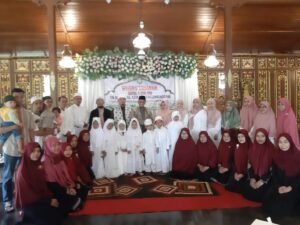 Tujuh Santri TK Al Azhaar Khatam Hafalan Qur’an Juz 30