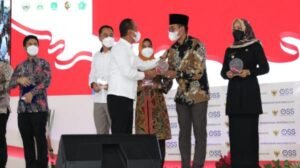 Sukses Pembagian NIB Pelaku UMK, Bangkalan Mendapat Penghargaan Menteri BKPM