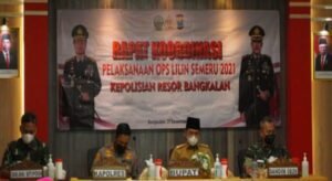 Jaga Kondusifitas Bangkalan, Bupati dan Kapolres Rakor Operasi Lilin 2021