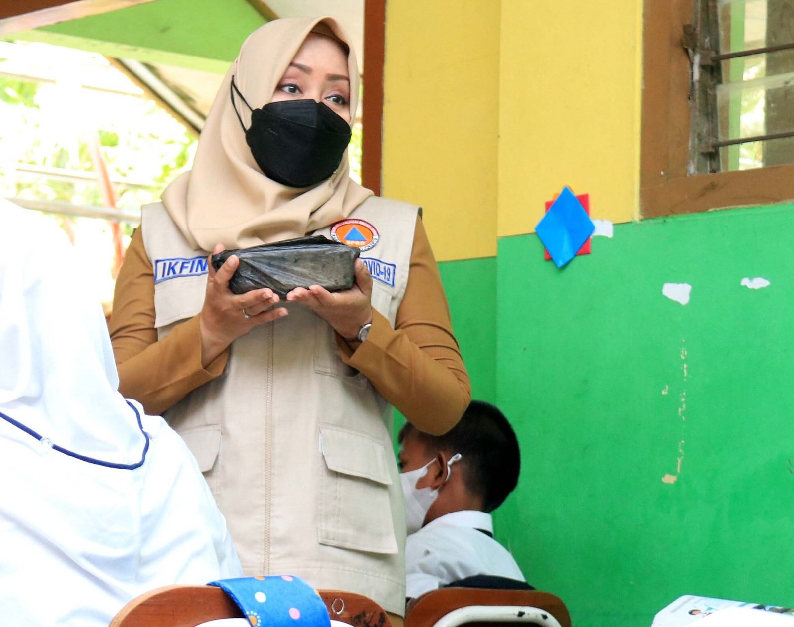 Hari Pertama PTM, Bupati Mojokerto Lakukan Sidak