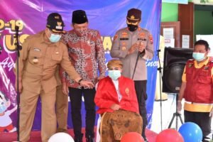 Bupati Tulungagung Tinjau Vaksinasi Anak Usia 6-11 Tahun