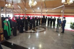 Pelantikan 35 Kepala UPT SD dan SMP Negeri Bangkalan