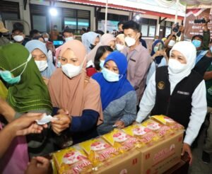Gubernur Lakukan Inspeksi Harga Minyak Goreng