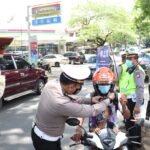 Helm Gratis