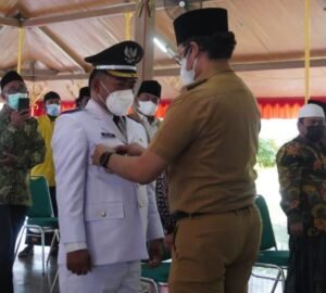 Bupati Lantik Kades Pengganti Antar Waktu di Bangkalan