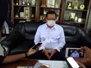 Bupati Siapkan Palang Pintu dan Petugas di Perlintasan KA Tulungagung
