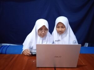 SMP Islam Al Azhaar Borong Medali di Olimpiade KIR Internasional
