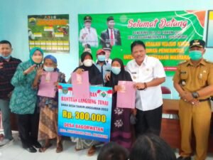 Penyaluran BLT DD 2022 di Nganjuk, Kang Marhaen Nampak Hadir
