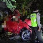 tertabrak kereta api