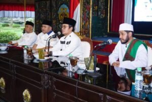 Menggelar Buka Bersama, RA Latif Berharap Pemda dan DPR Kompak