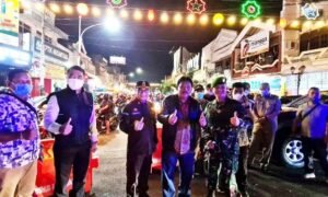 Kang Marhaen Pantau Malam Takbiran