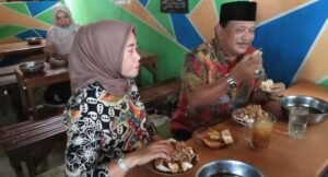 Krupuk Pecel Bu Penik, Kuliner Sehat Pilihan Kang Marhaen