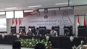 Pengambilan Sumpah Jabatan Wakil Ketua DPRD Blitar