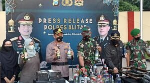 Operasi Pekat Semeru, Puluhan Knalpot Brong, Miras, Hingga Petasan Diamankan Polisi