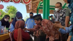Mencanangkan Bulan Imunisasi Anak Nasional, Target Ratusan Ribu Anak Divaksin