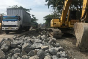 Diperbaiki, Jalur Pantura Batangan Macet Sepanjang 5 Km