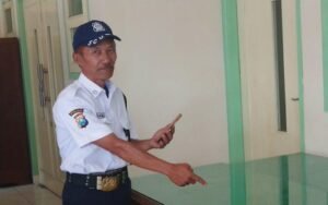 Diduga Dibuang, Bayi Berumur 3 hari Ditemukan Tergeletak di Depan RSUD Campurdarat Tulungagung
