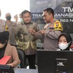 aduan melalui aplikasi WhatsApp