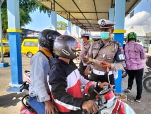 Satlantas Polresta Banyuwangi Gelar Operasi Perlengkapan Berkendara