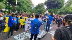 7 Tuntutan PMII Magelang Saat Demo Tolak Kenaikan Harga BBM