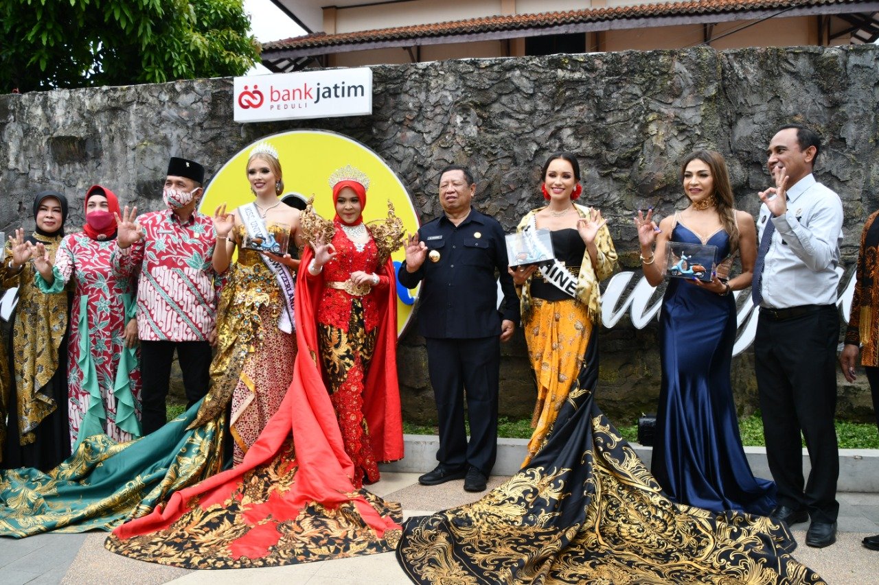 Internasional Batik Carnival Tulungagung 2022