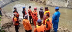 Siswa Kelas 6 Hanyut Terseret Arus Kali Song Kauman  Tulungagung