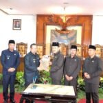 ranperda disetujui menjadi perda