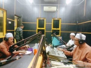 Kemenag Kotabaru Pantau Perkembangan Jamaah Haji via Siaran Info Haji