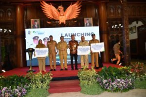 Bupati Launching Jamsostek Bagi  Pekerja Rentan Resiko di Tulungagung