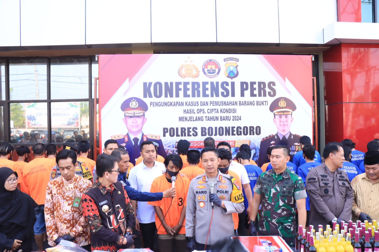 Polres Bojonegoro Berhasil Amankan 7 Pelaku Penganiayaan dan Pembacokan Remaja