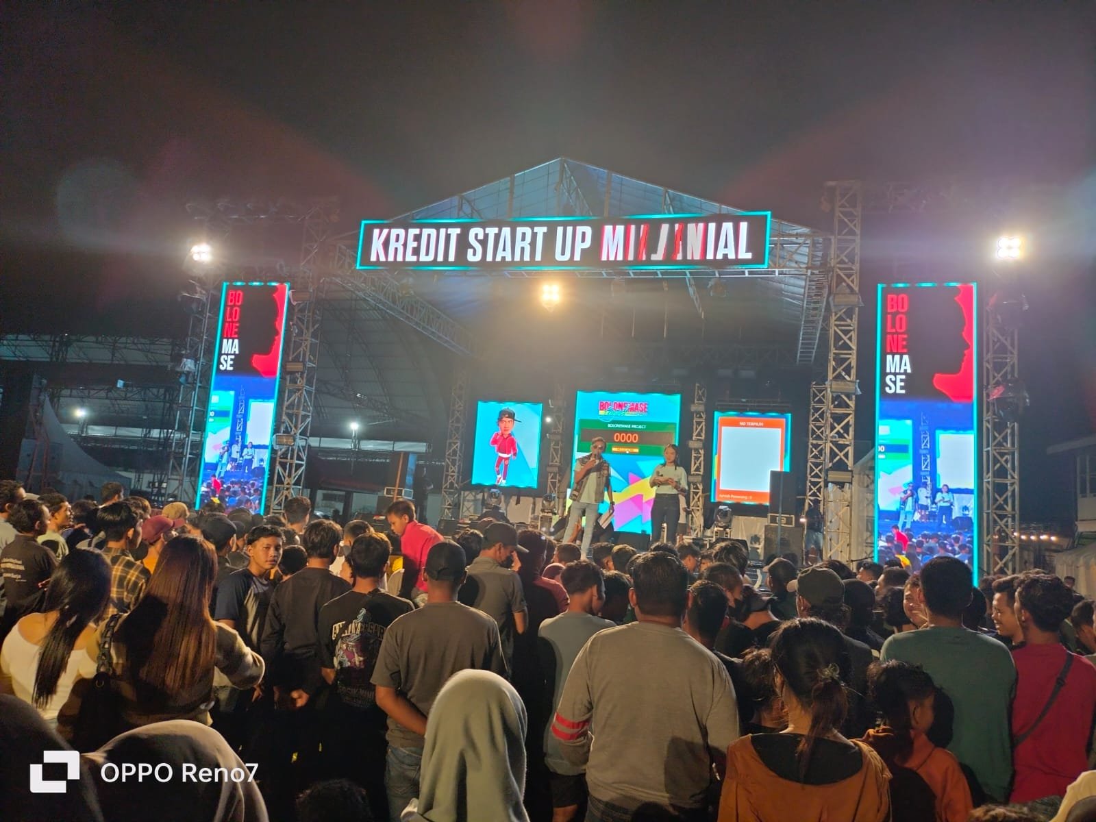 Panggung  Hiburan Roadshow Bolonemase 2024 Disambut Antusias Warga Kota Kediri