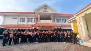 Wabup Sidoarjo H. Subandi Meminta Petugas KPPS Menjalankan Tugasnya Dengan Penuh Integritas