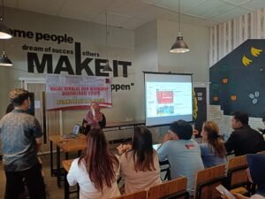 Relawan Bolonemase Kediri Gelar Workshop Digitalisasi UMKM