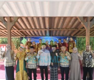 Hadiri Halal Bi Halal dan Pembinaan Pegawai Perumda Tirta Kanjuruhan Malang