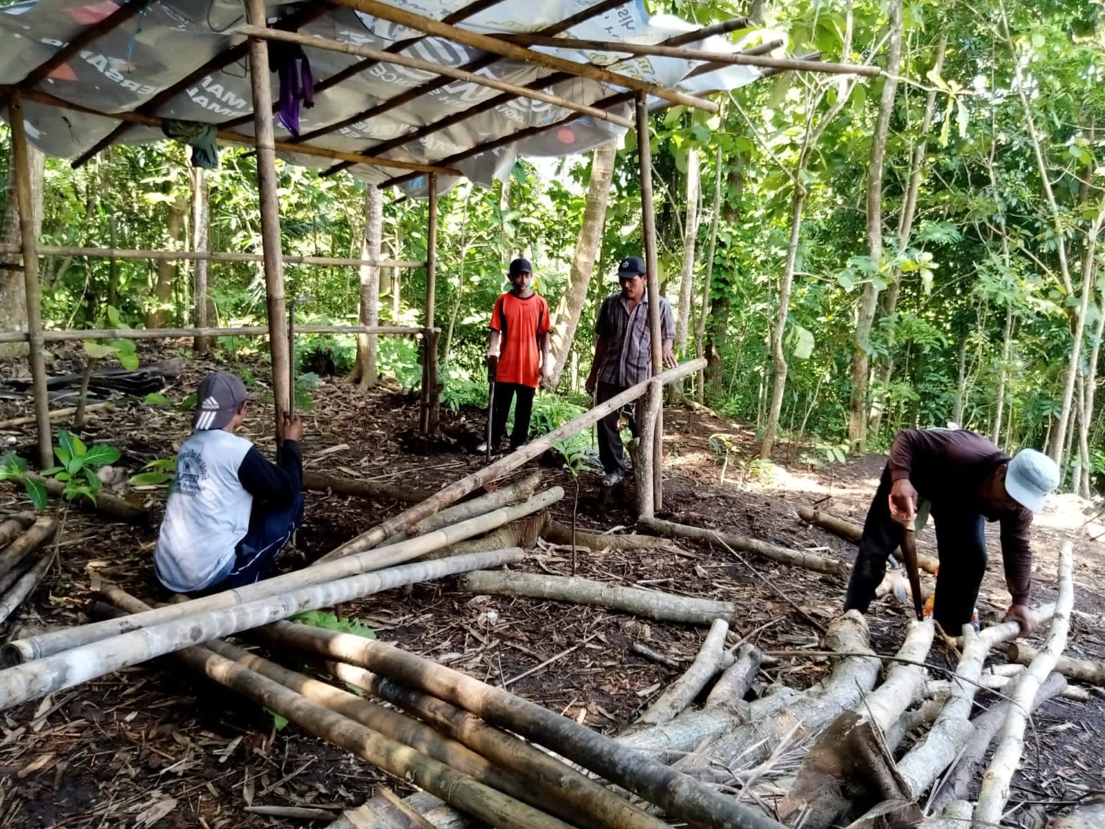 Gerakan Nyata P2BD: Mengukir Khidmad di Puncak Gunung Wilis