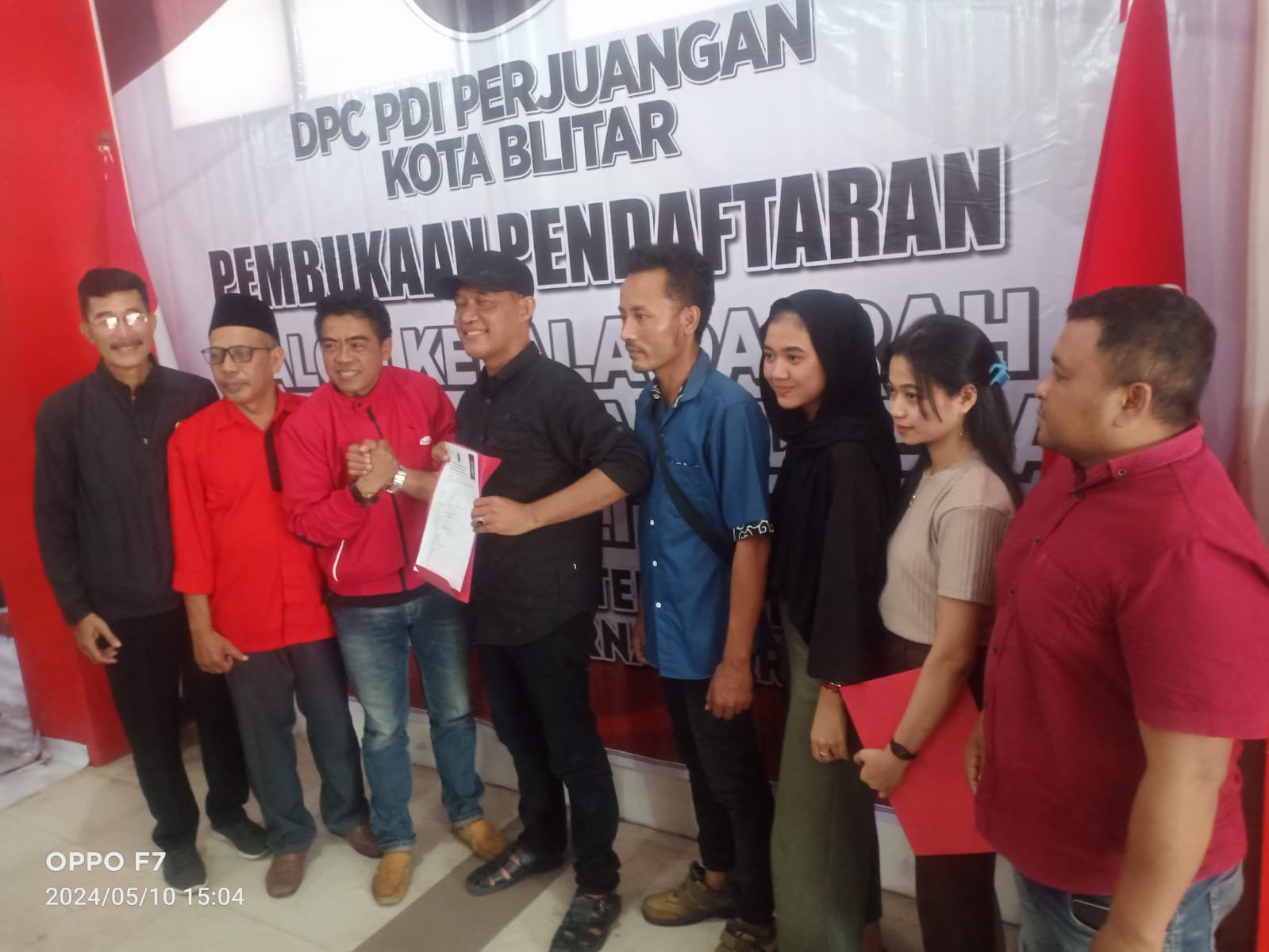 Optimisme Politik: M. Trijanto Dikawal Pendukung Menuju Pendaftaran Bacawali Blitar