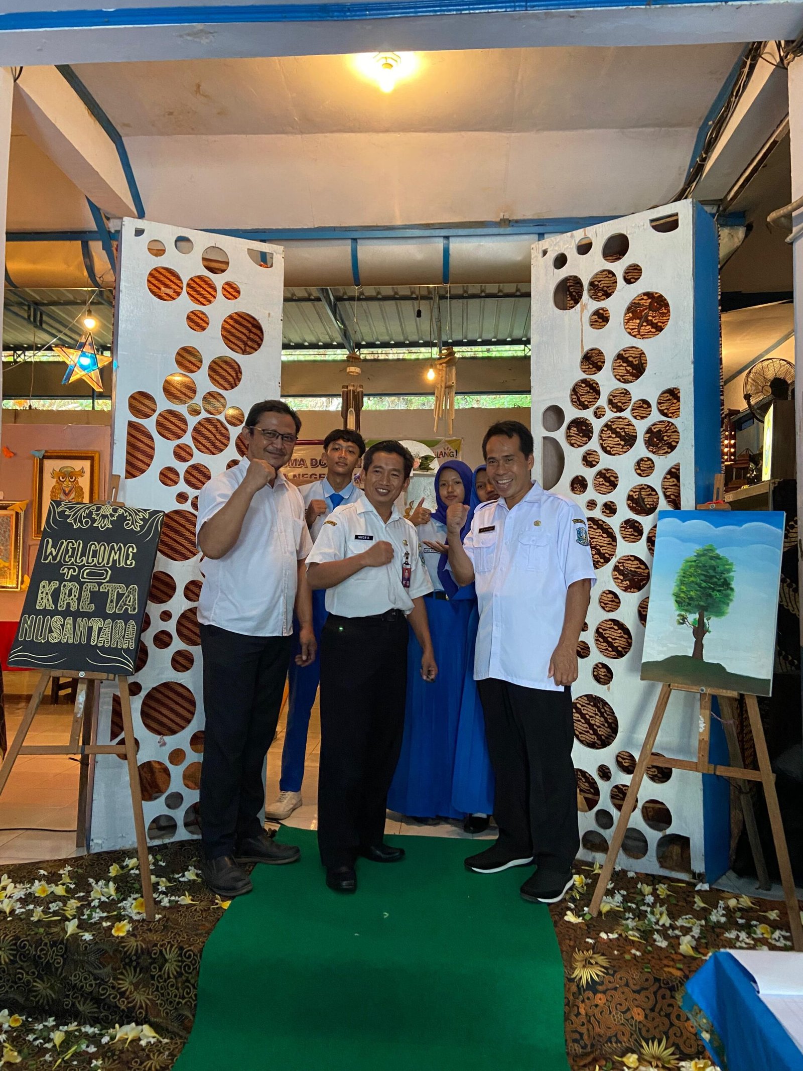 Kreasi Tanpa Batas: SMA Negeri 1 Kalidawir Pamerkan Karya Seni Siswa