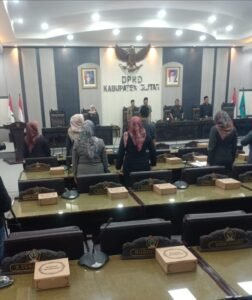 Kebijakan Terbaik untuk Masa Depan,  Fraksi DPRD Kabupaten Blitar Menyegarkan Penjelasan Bupati Soal Ranperda RPJPD 2025-2045