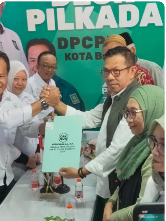 Wakil Ketua Dewan Nurochman Resmi Daftar sebagai Bacawali dari PKB Kota Batu