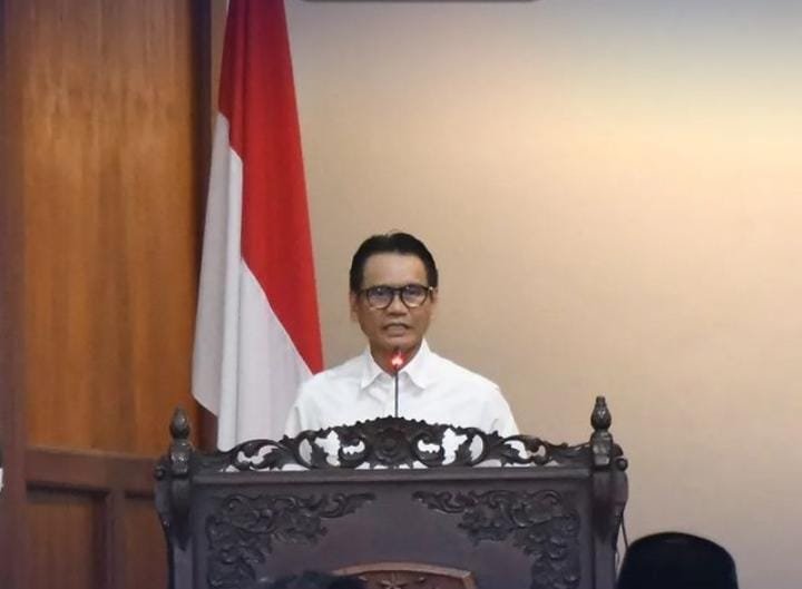 Pj. Bupati Tulungagung Menyampaikan Laporan Hasil Pemeriksaan LKPP 2023 dan IHPS II 2023