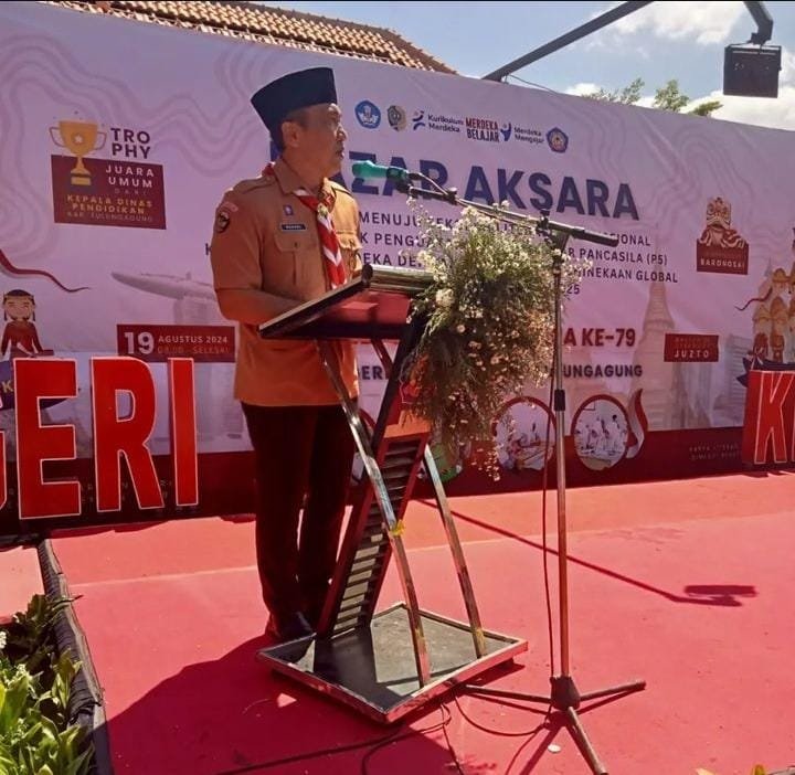 Kadindik Buka Bazar Aksara Tulungagung Menuju Sekolah Literasi Internasional