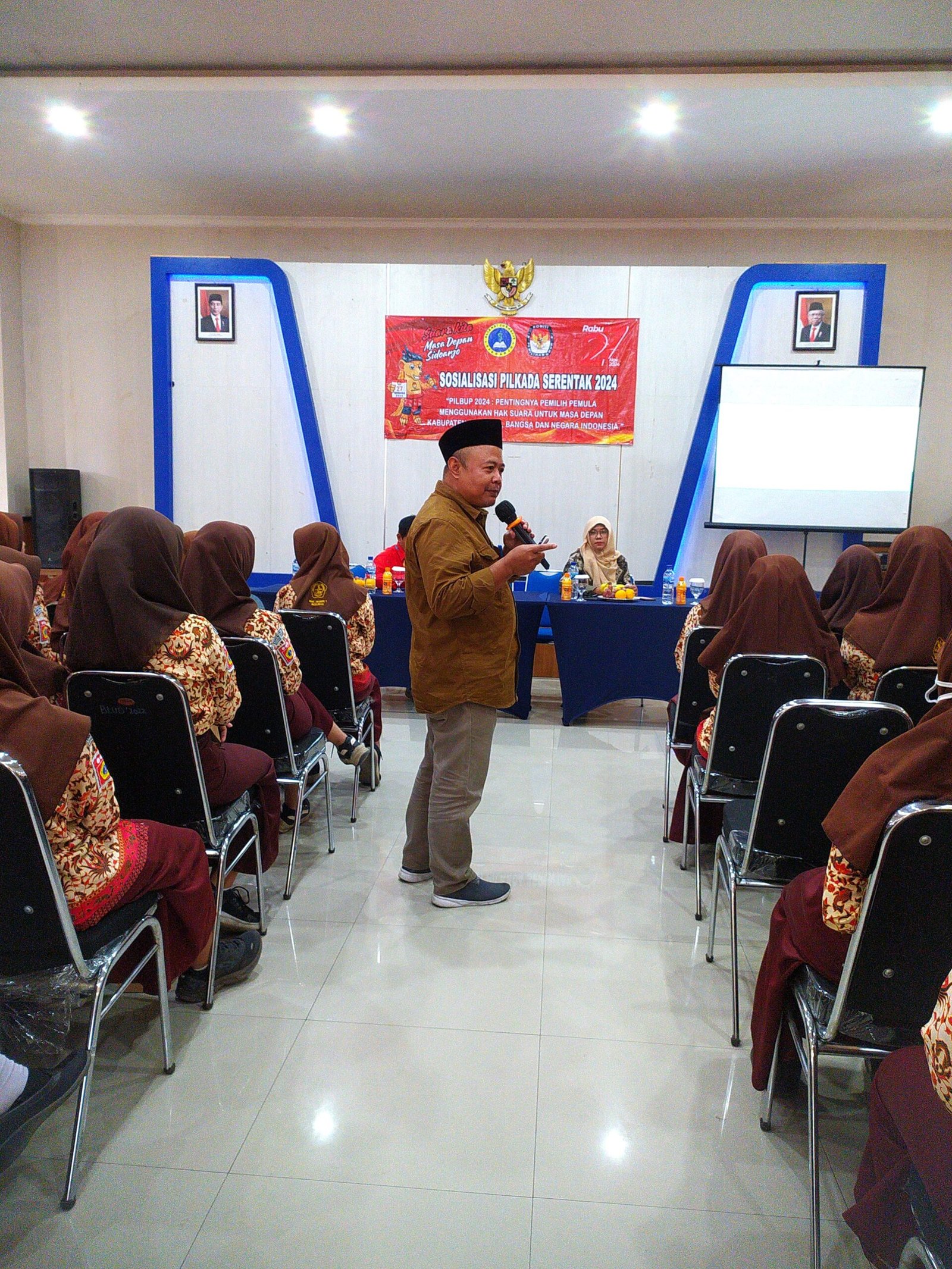 Sosialisasi Pilkada di SMKN 1 Buduran Menyasar Pemilih Muda