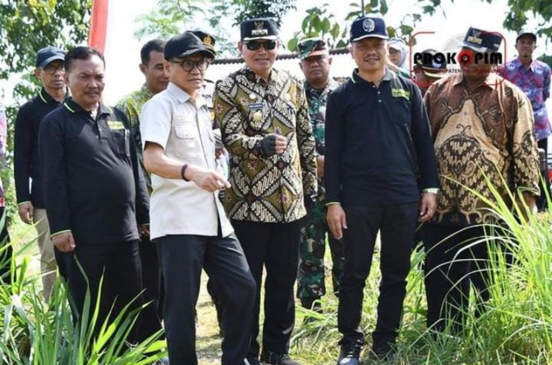 Pj. Bupati Heru Suseno Tinjau Bantuan Pompa Air di Desa Tamban