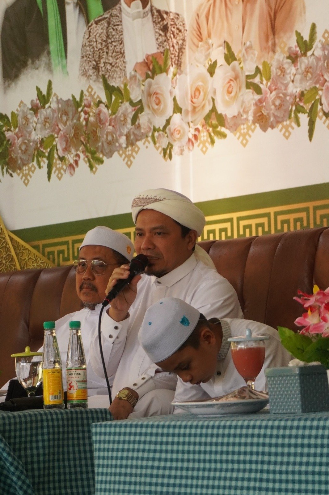 Munsyid Abuya Sayyid Muhammad Alawi Al Maliki: Jadikan Rasulullah Sebagai Panutan